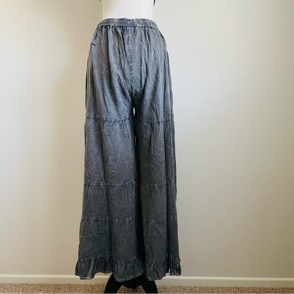 Cute Options Flowy Whitewashed Gray Ruffled Wide Leg Pants - Picture 9 of 10